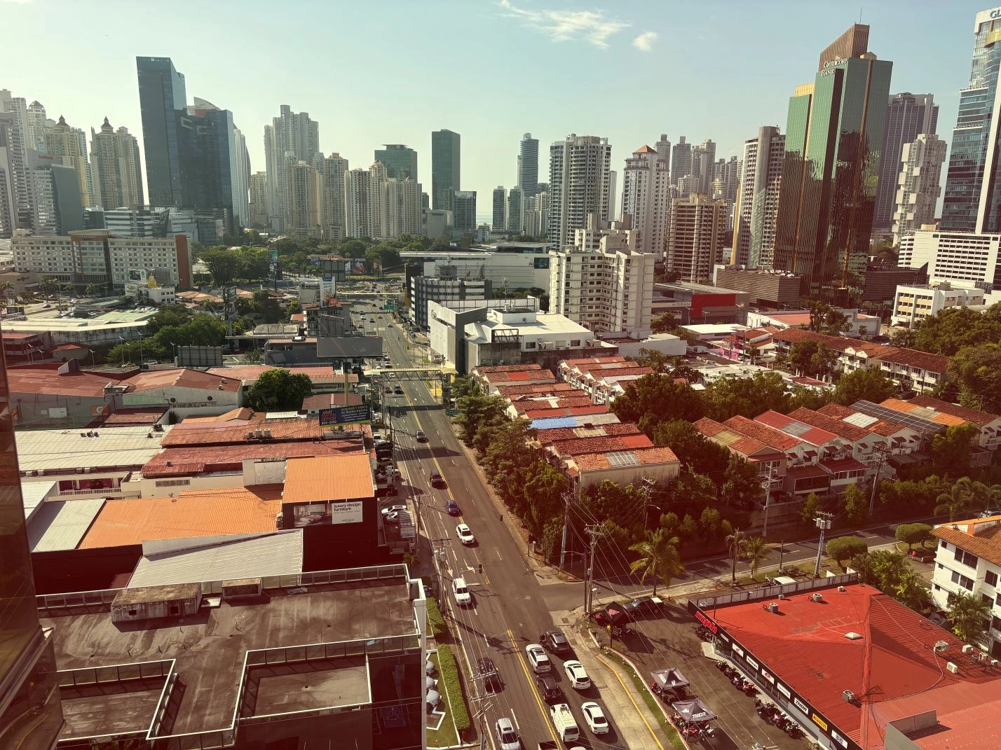 via Brasil, ,Oficinas,Venta,via Brasil,1732 via Brasil, ,Oficinas,Venta,via Brasil,1732