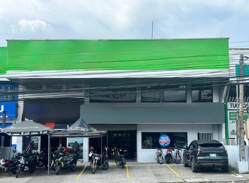 108 C.32, Uruca, San José, Costa Rica, ,Locales Comerciales,Venta,108,1834