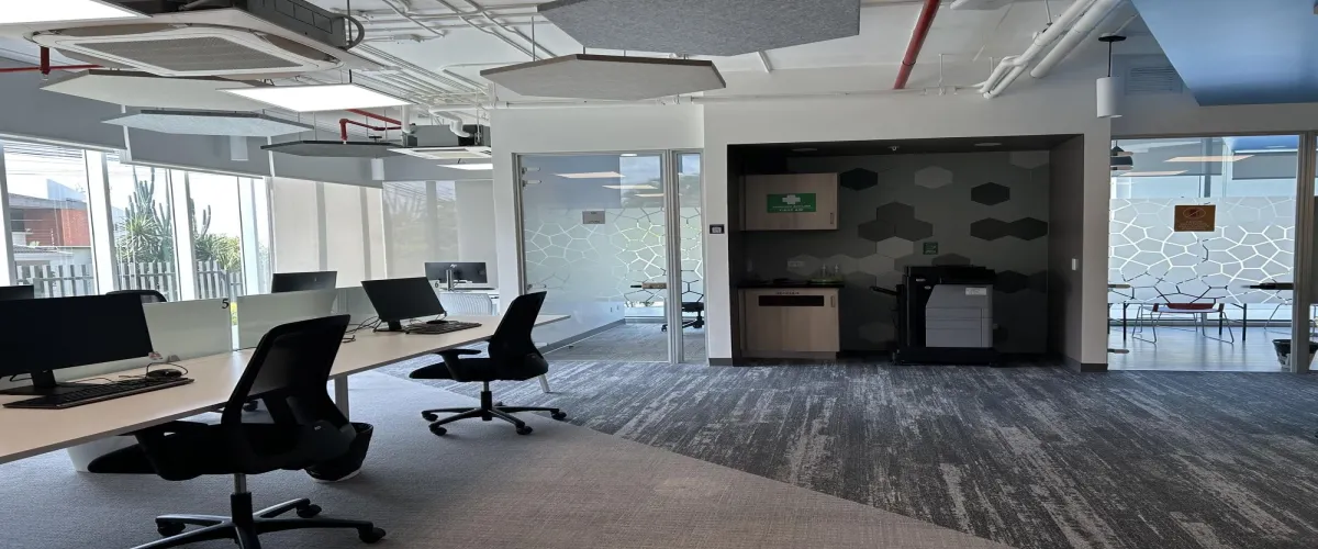 Oficina
Alquiler 
Escazú
 Plug and play.
  Clase A+.
