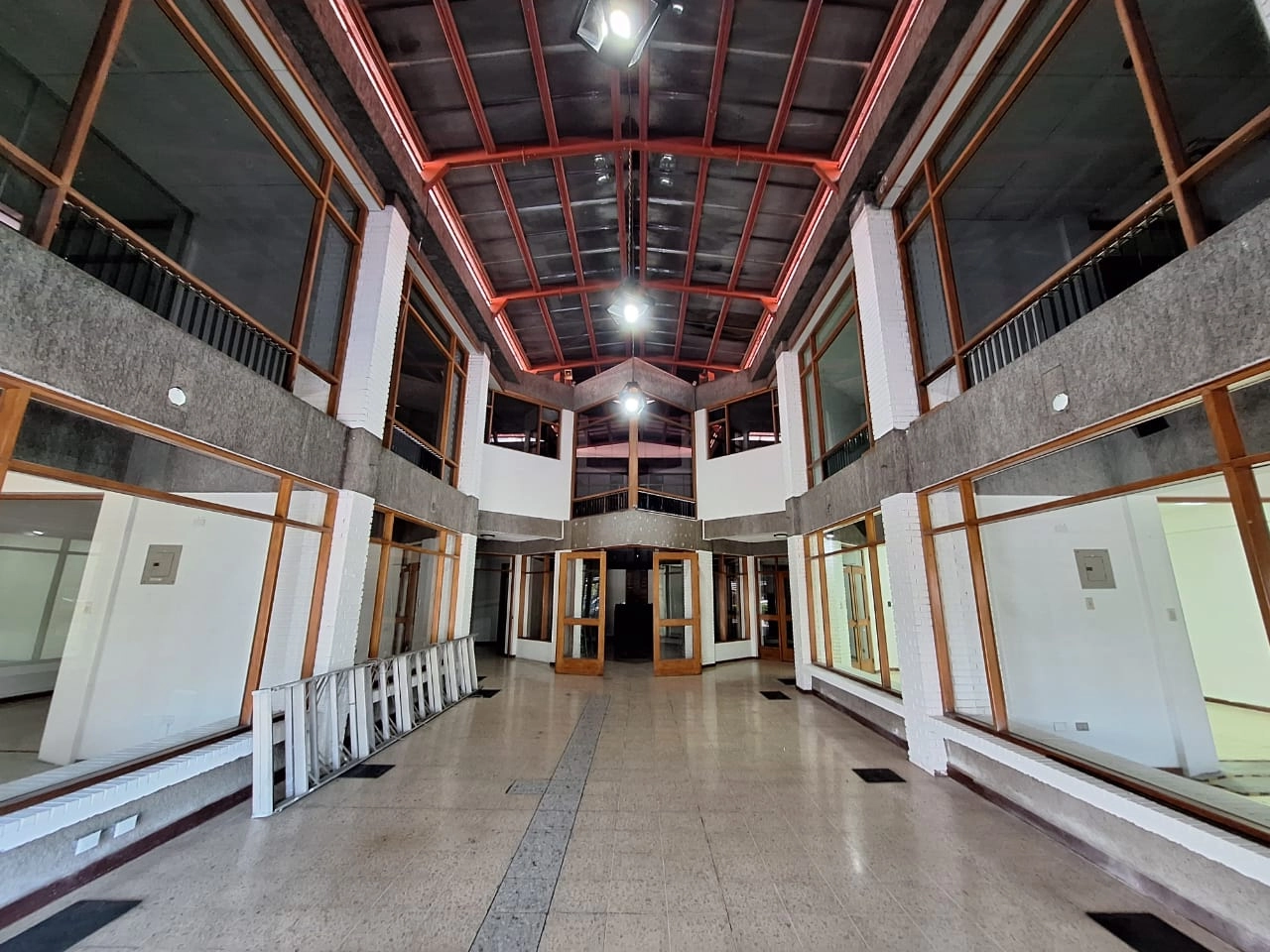 Oficina
Alquiler
Comercial
Escazú